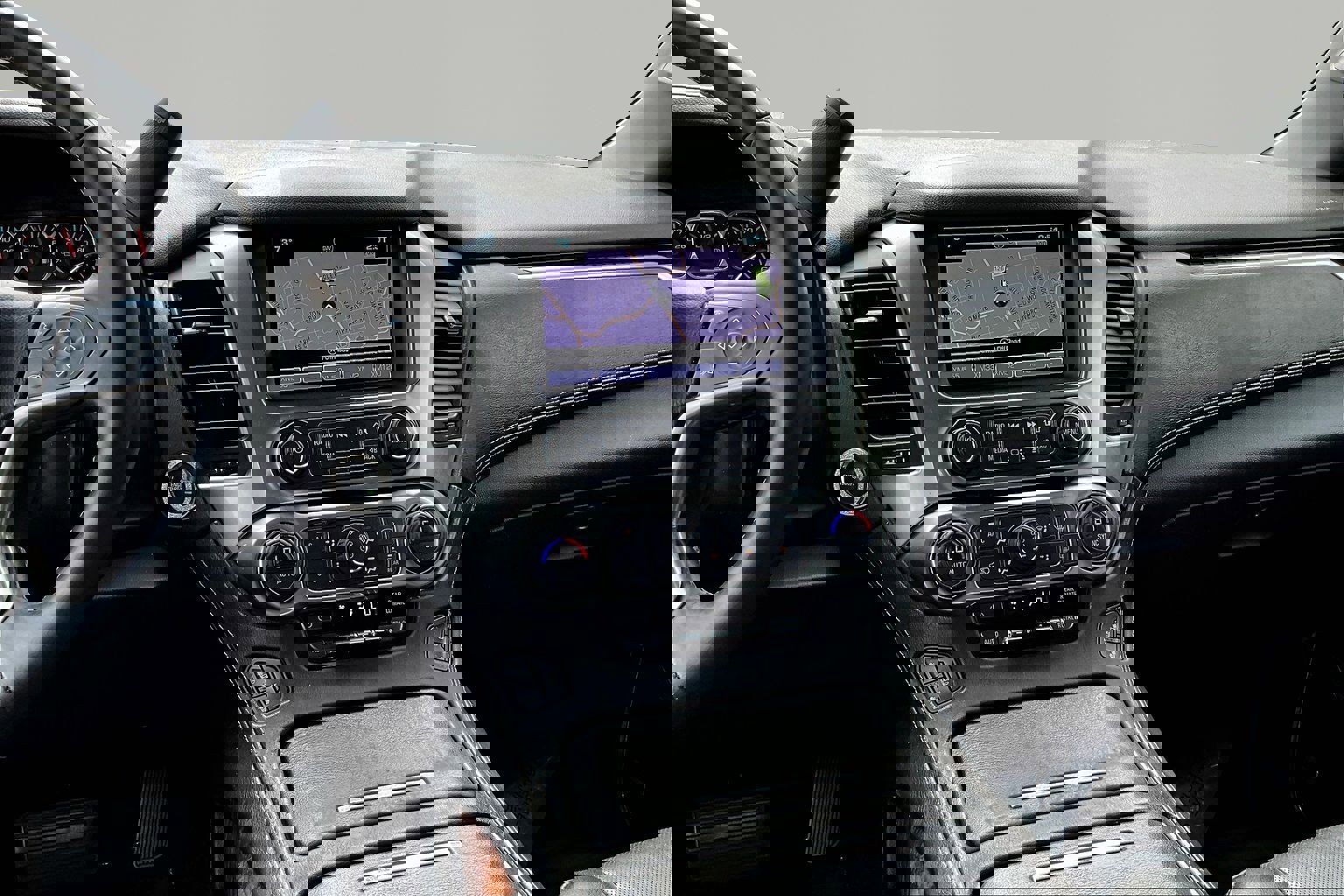 Used 2016 Chevrolet Suburban LTZ AWD/4WD image 9