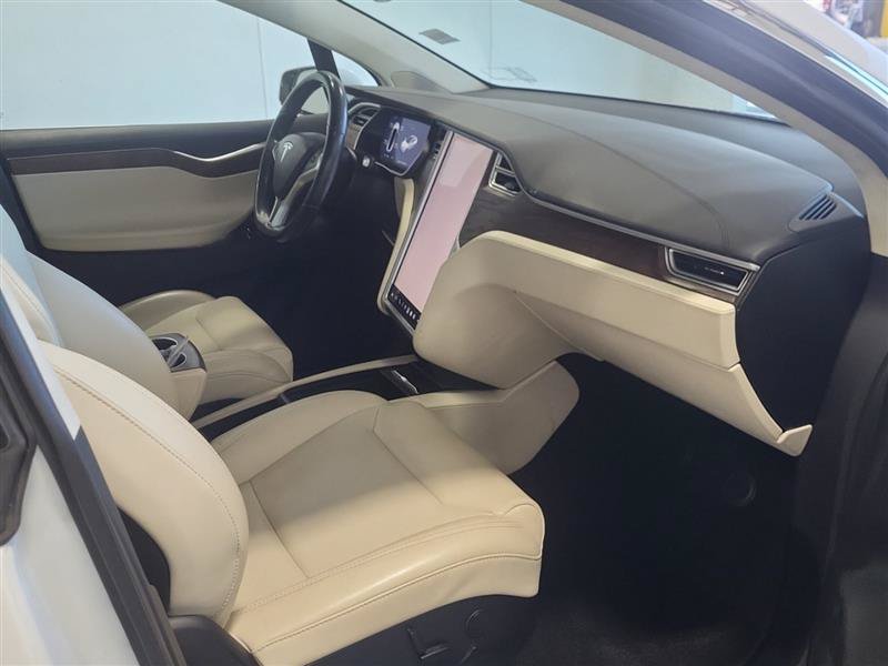 Used 2017 Tesla Model X 100D AWD/4WD image 8