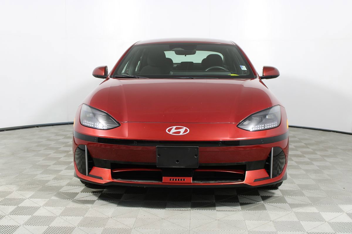 Used 2024 Hyundai Ioniq 6 SE RWD image 29
