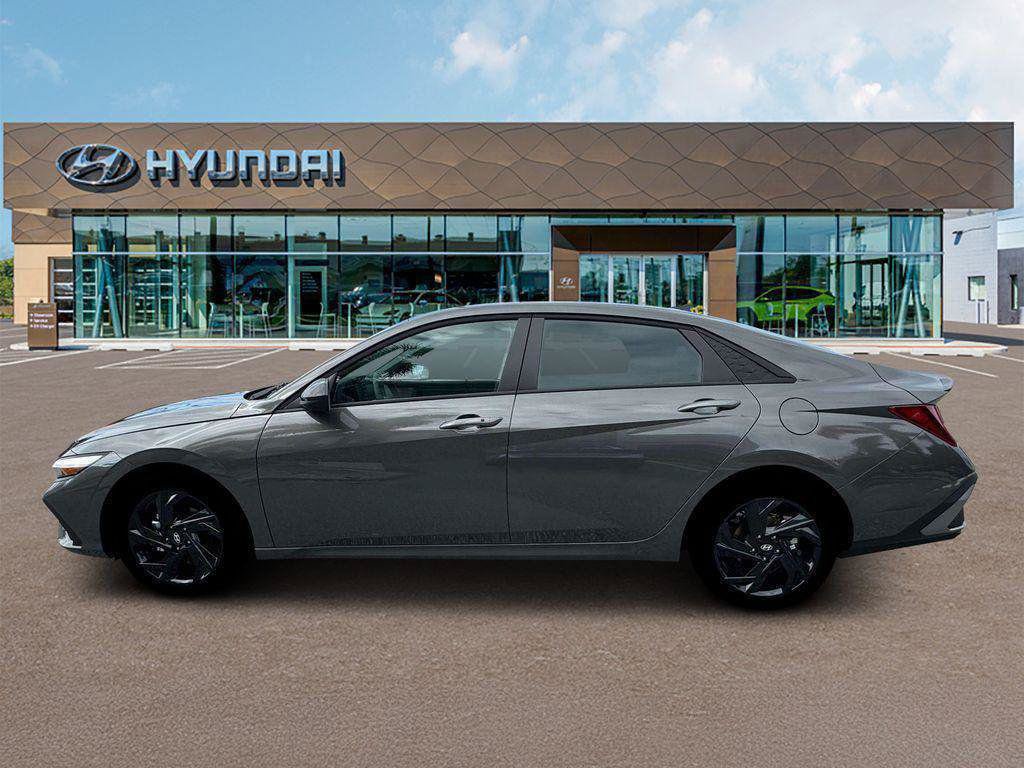 New 2026 Hyundai Elantra Sport FWD image 3