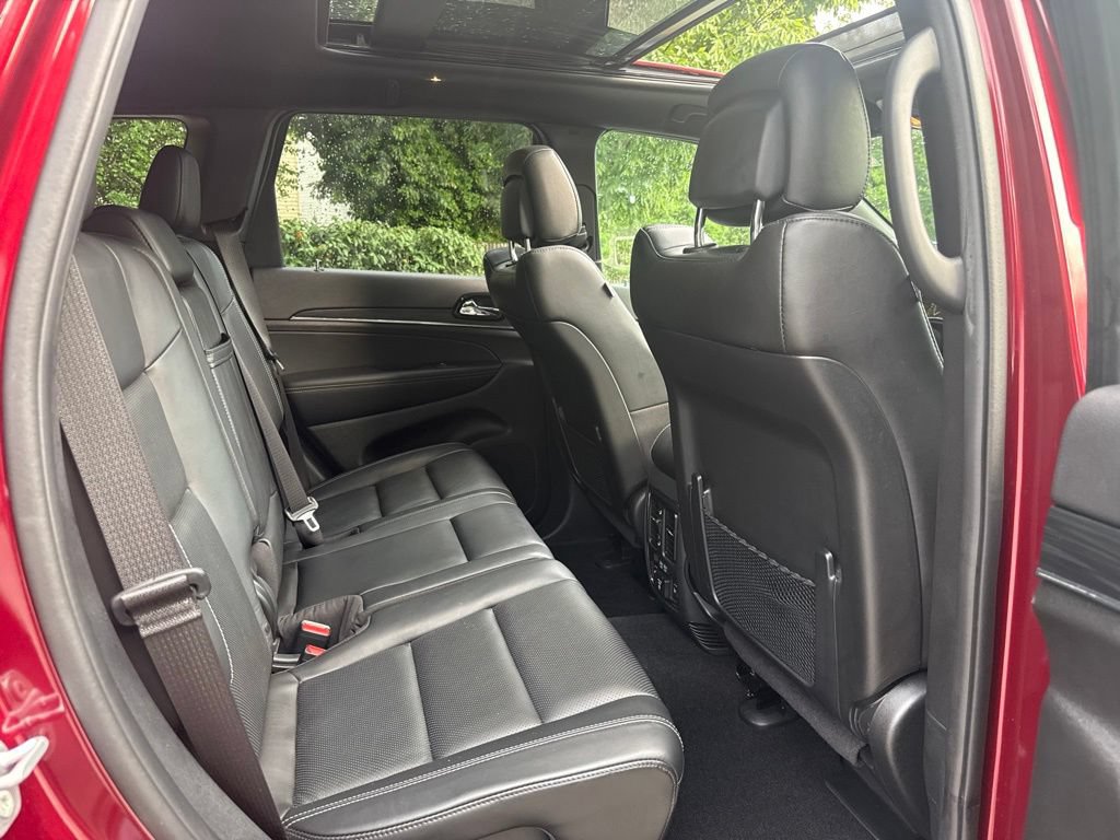 Used 2021 Jeep Grand Cherokee Limited w/ Quick Order Package 28K 80th AWD/4WD image 36