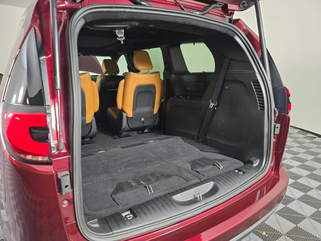 Used 2022 Chrysler Pacifica Pinnacle FWD image 10