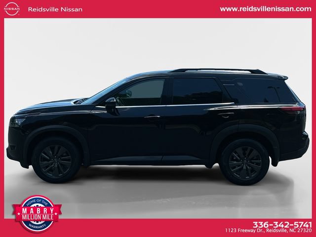Used 2023 Nissan Pathfinder SV w/ SV Premium Package AWD/4WD image 3