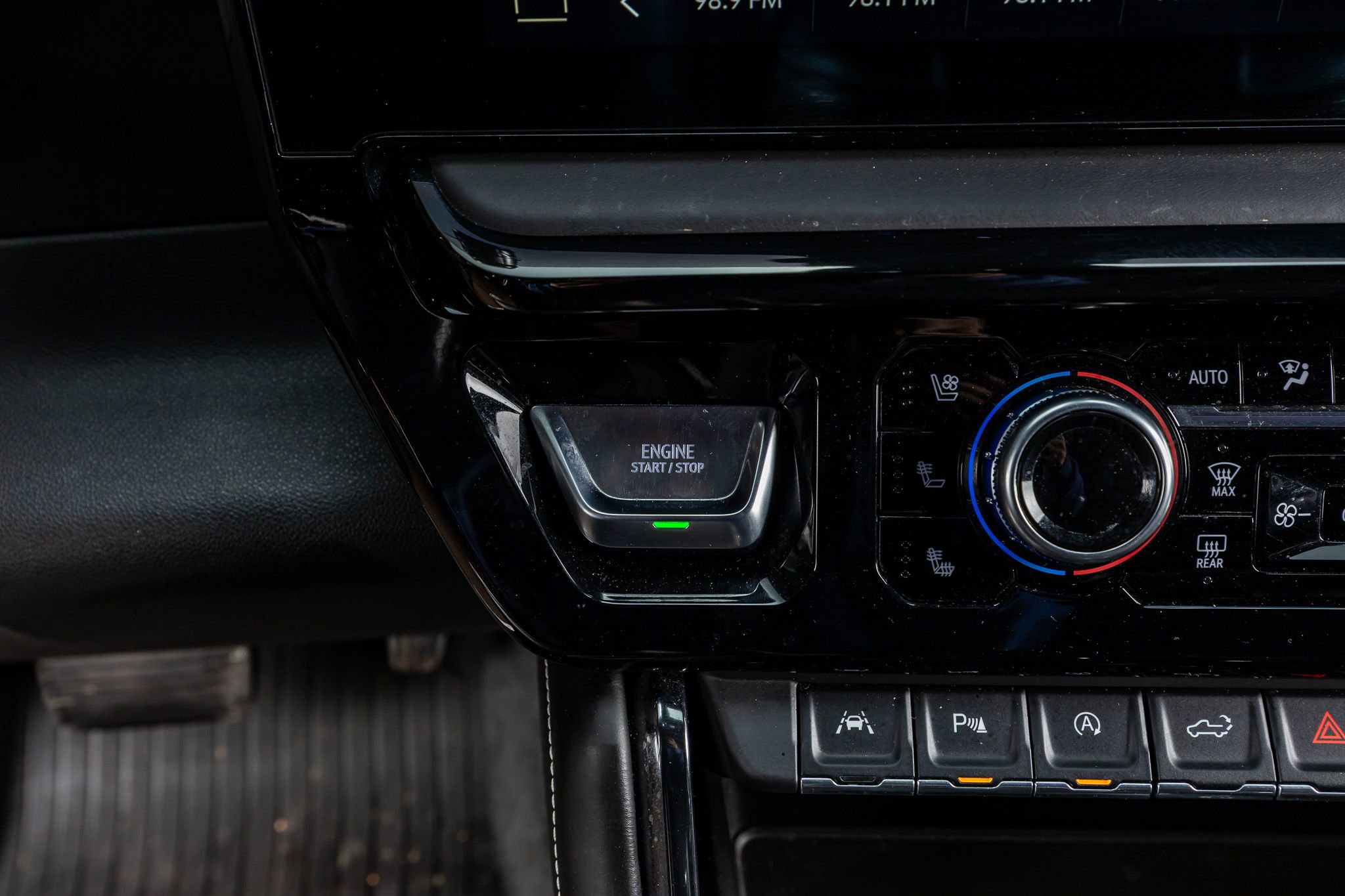 Used 2023 GMC Sierra 1500 AT4X w/ AT4X AEV Edition image 23