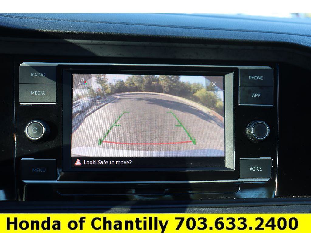 Used 2022 Volkswagen Jetta S image 16