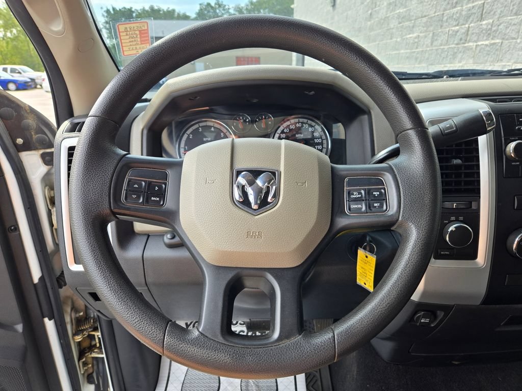 Used 2012 RAM 1500 Classic SLT AWD/4WD image 18