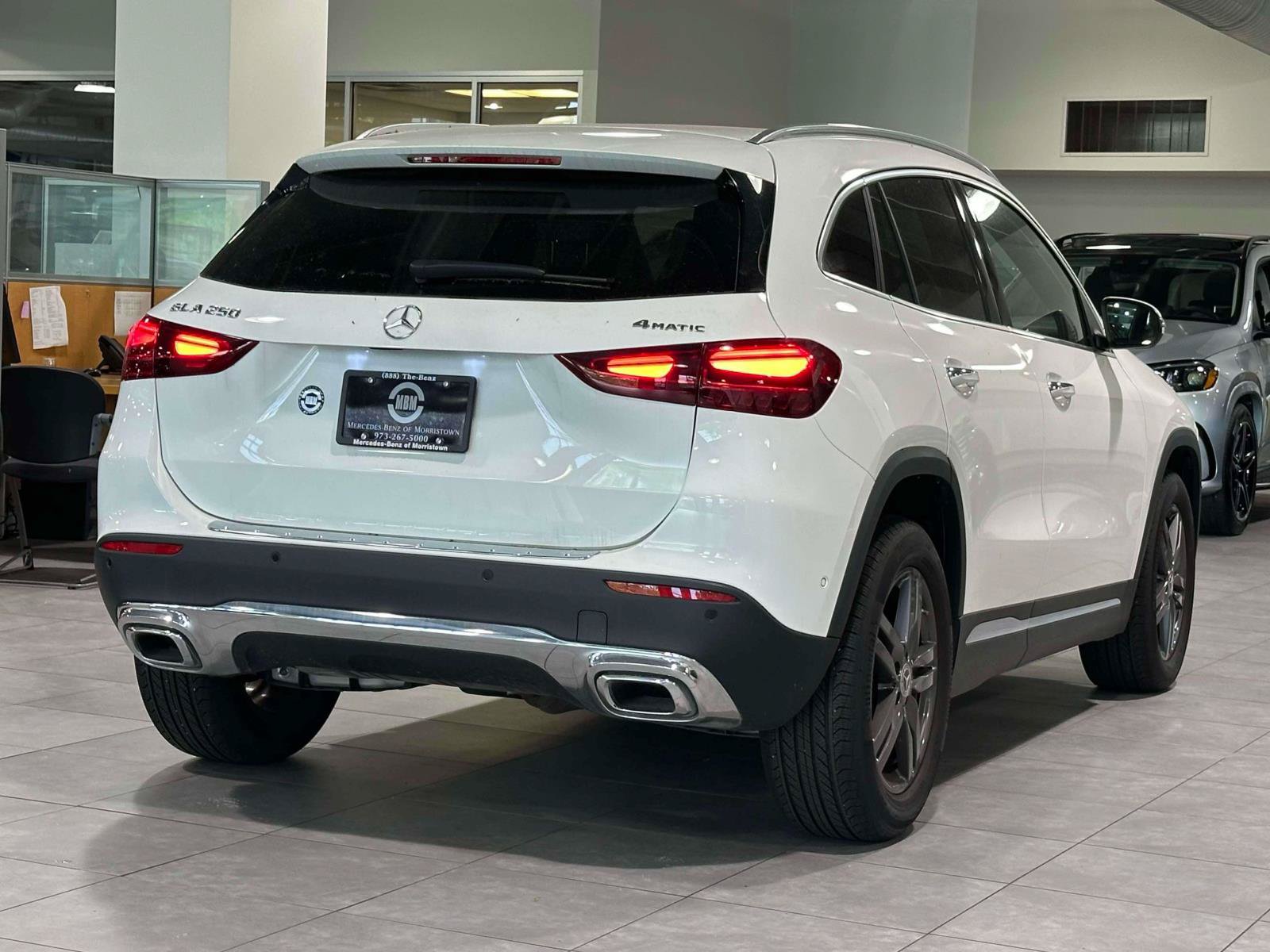 Certified 2025 Mercedes-Benz GLA 250 4MATIC image 3