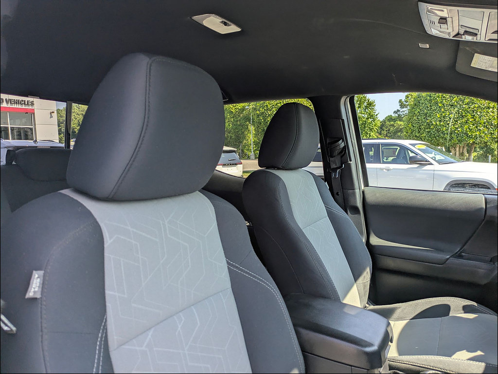 Used 2021 Toyota Tacoma TRD Off-Road AWD/4WD image 34