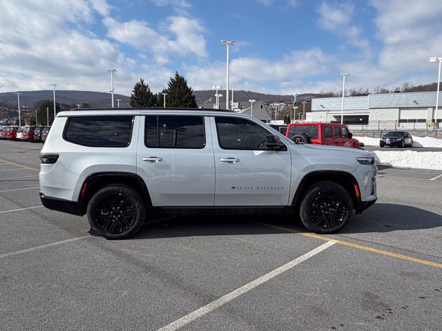 New 2026 Jeep Grand Wagoneer Limited AWD/4WD image 9