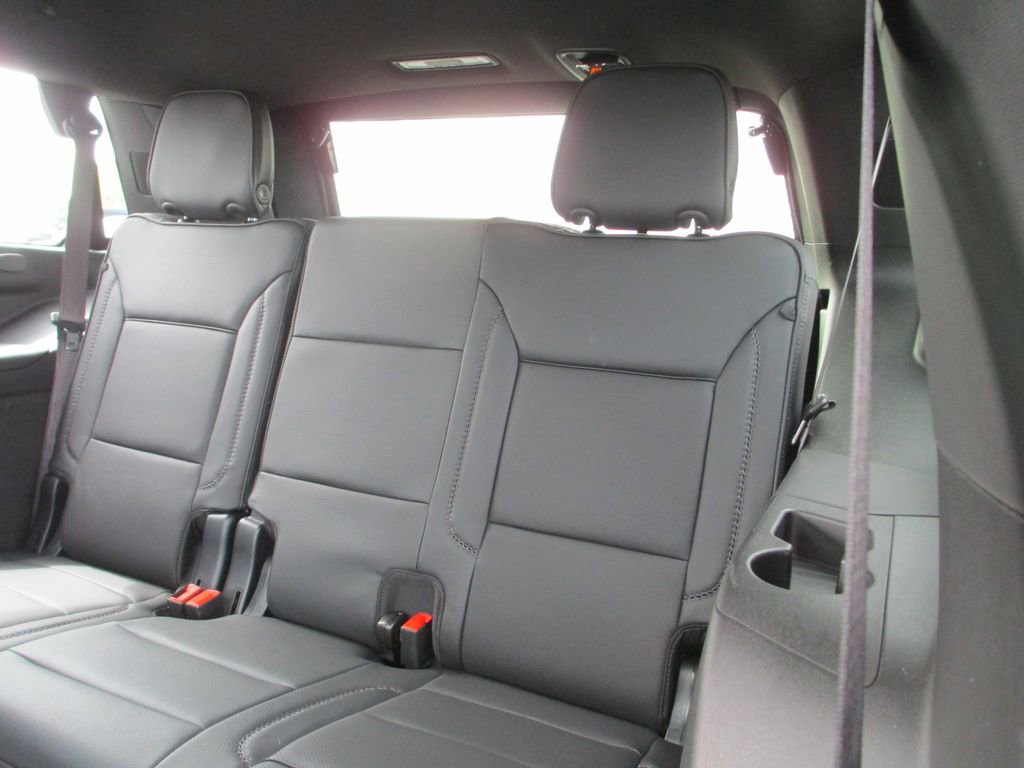 Used 2026 GMC Yukon Denali w/ Denali Reserve Package AWD/4WD image 24
