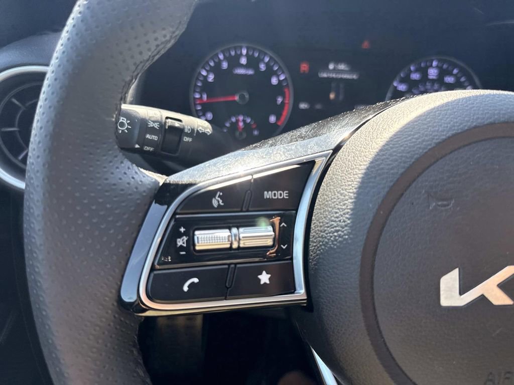 Used 2023 Kia Forte GT-Line w/ GT-Line Premium Package FWD image 30