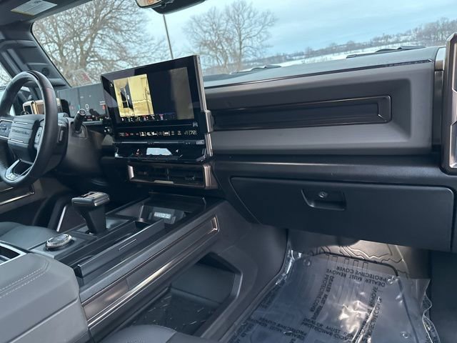 Used 2024 GMC Hummer EV 2X w/ LPO, Illumination Package image 39