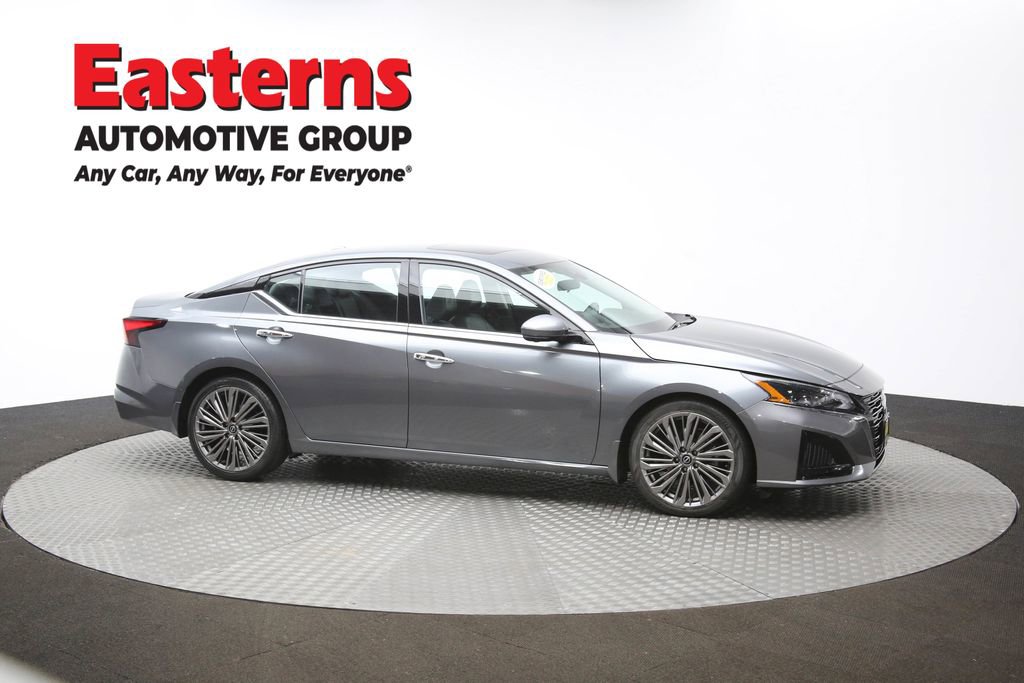Used 2023 Nissan Altima 2.5 SL image 48