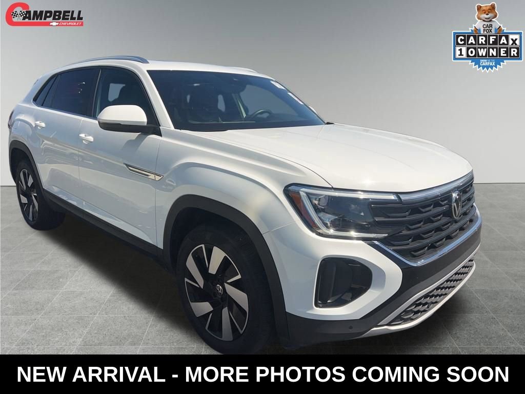 Used 2025 Volkswagen Atlas Cross Sport SE AWD/4WD image 7