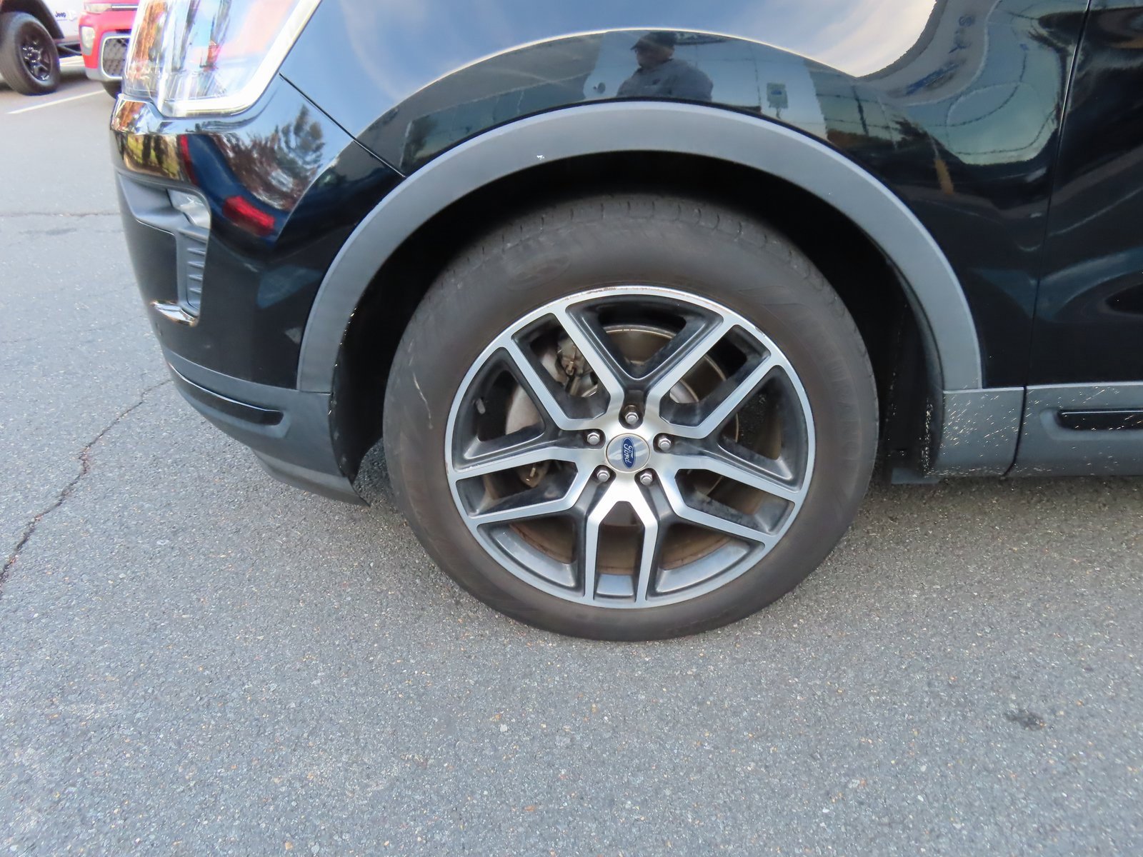 Used 2018 Ford Explorer Sport w/ Equipment Group 401A image 11