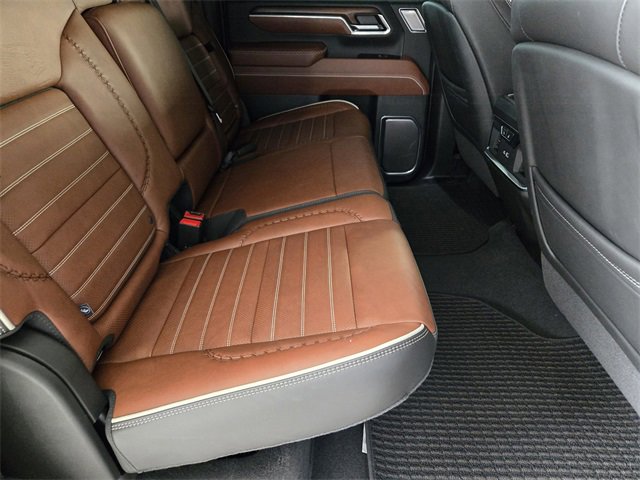 Used 2025 GMC Sierra 3500 Denali Ultimate image 29