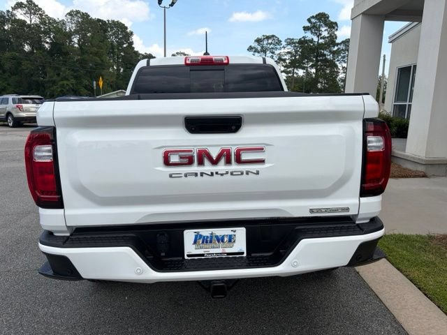 Used 2025 GMC Canyon Elevation w/ Technology Package AWD/4WD image 5