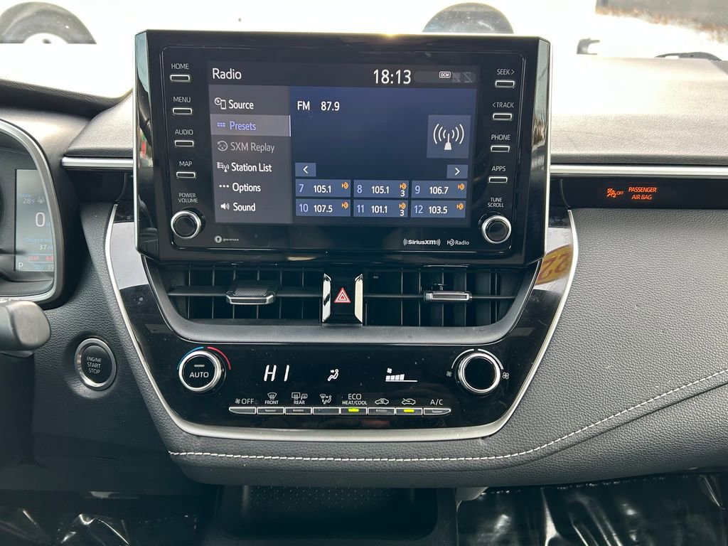 Used 2022 Toyota Corolla SE image 25