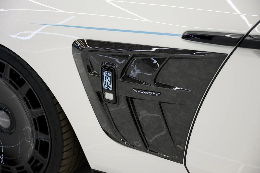 Used 2025 Rolls-Royce Spectre AWD/4WD image 14