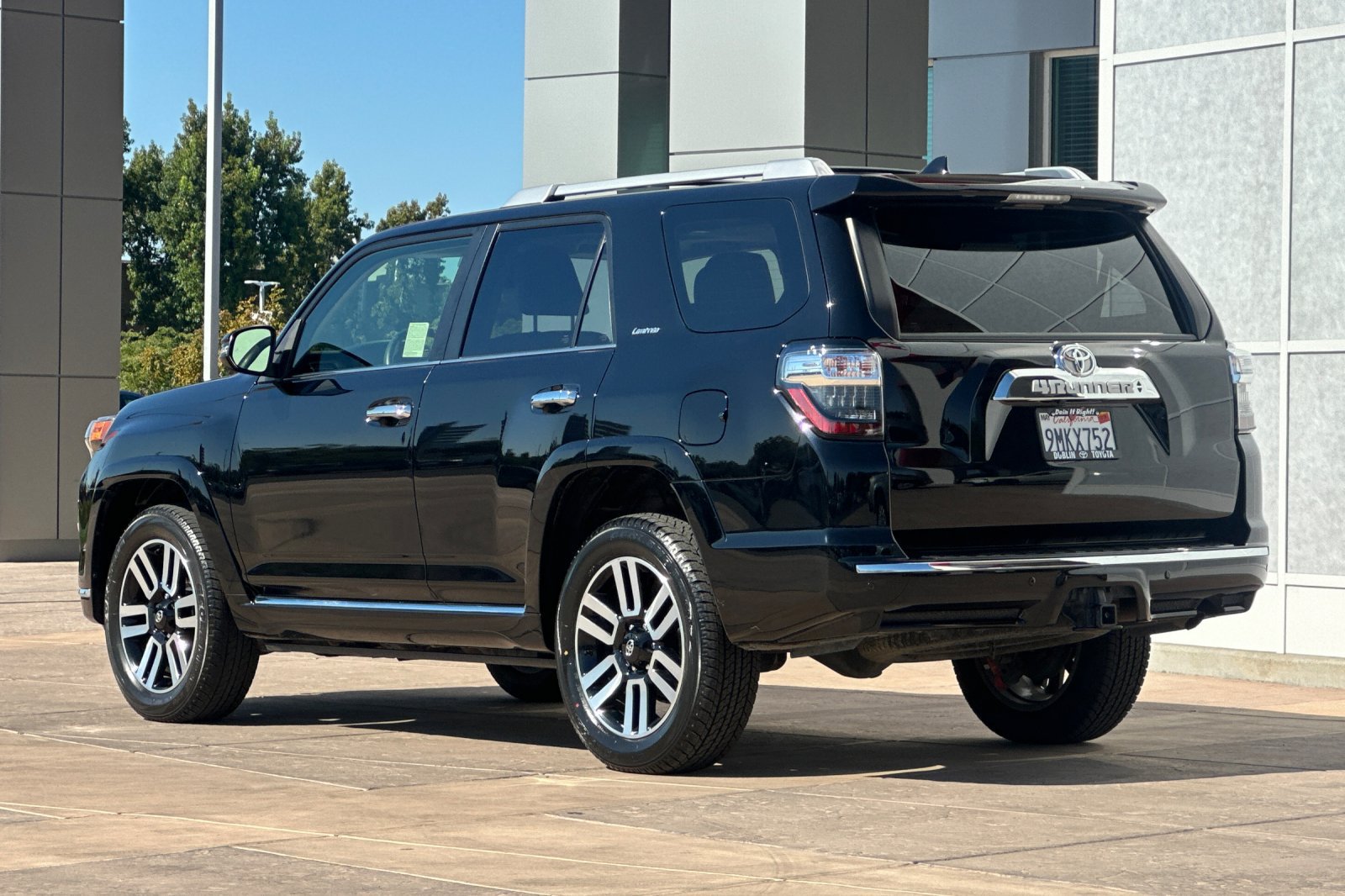 Certified 2024 Toyota 4Runner Limited AWD/4WD image 7