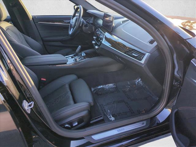 Used 2023 BMW 530i w/ Convenience Package image 22