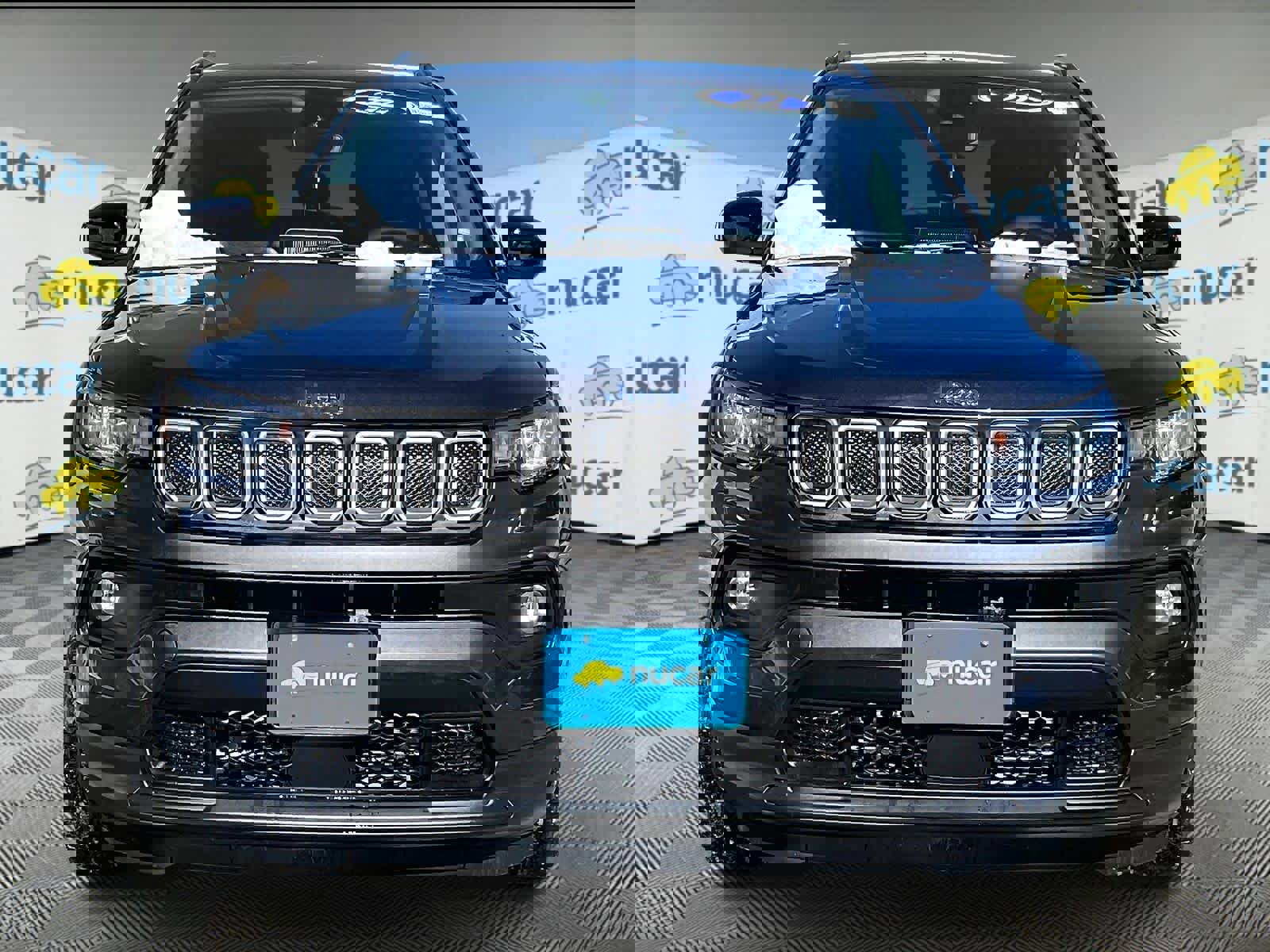 Used 2022 Jeep Compass Latitude w/ Mopar Graphics Package image 2