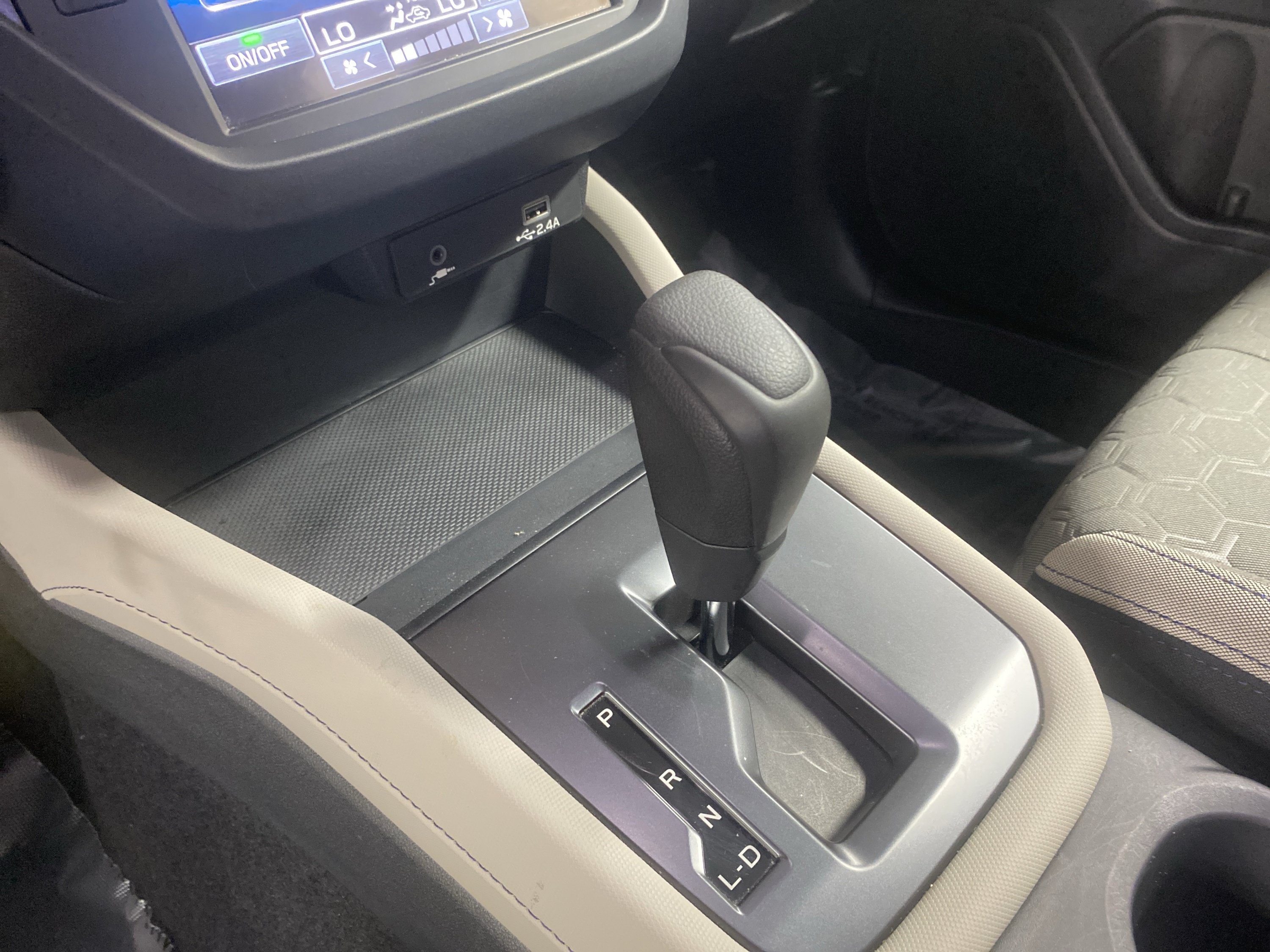 Used 2025 Subaru Forester AWD/4WD image 21