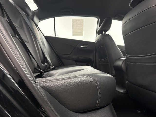 Used 2016 Honda Accord Sport image 18