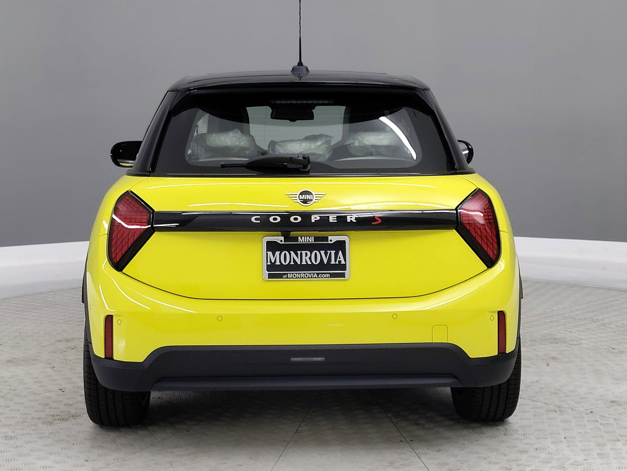 New 2026 MINI Cooper S FWD image 7