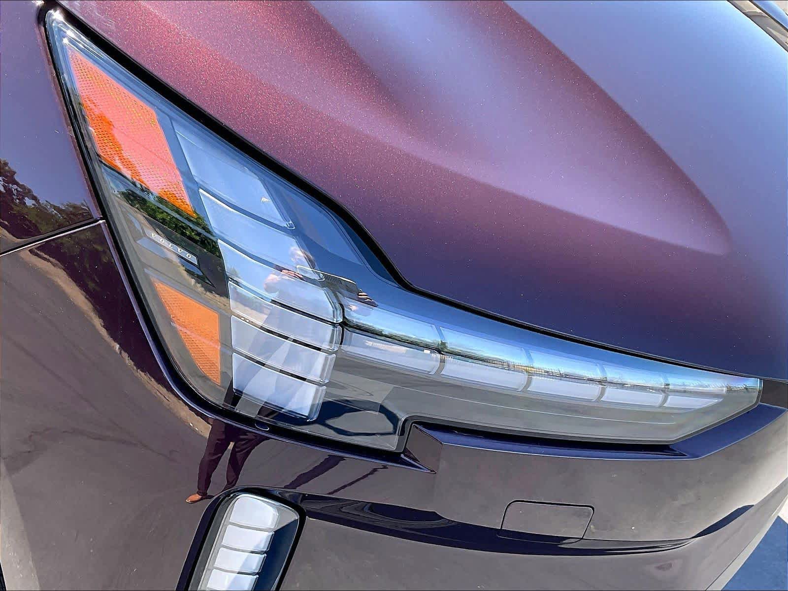 New 2026 Volvo EX90 Plus AWD/4WD image 33