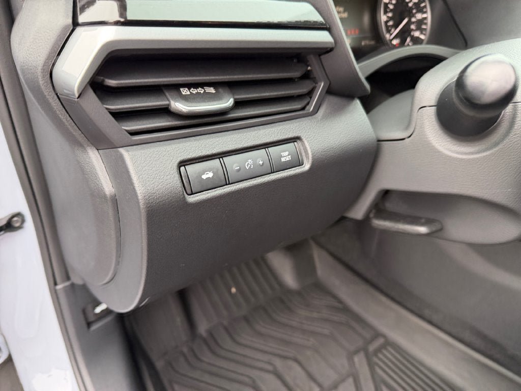 Used 2023 Nissan Altima 2.5 SR w/ SR Premium Package FWD image 19