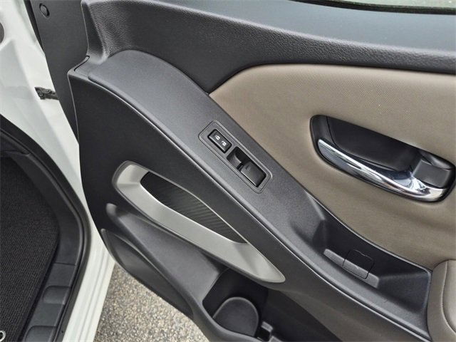 Used 2023 Nissan Frontier SV w/ Technology Package image 14