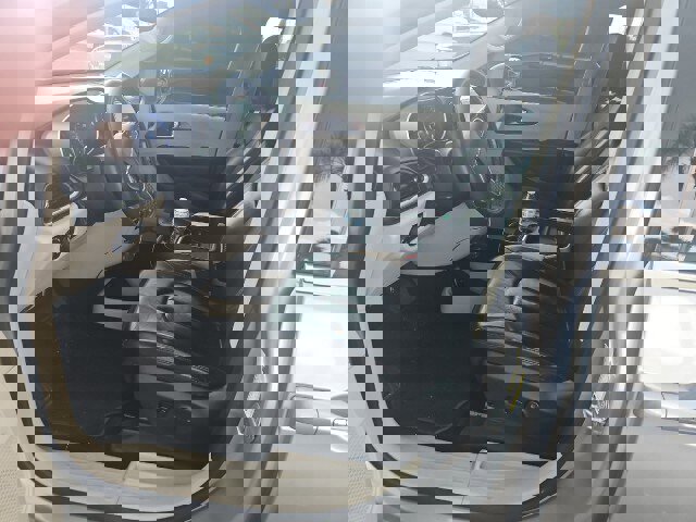 Used 2018 Chrysler Pacifica Touring-L w/ Tire & Wheel Group image 13