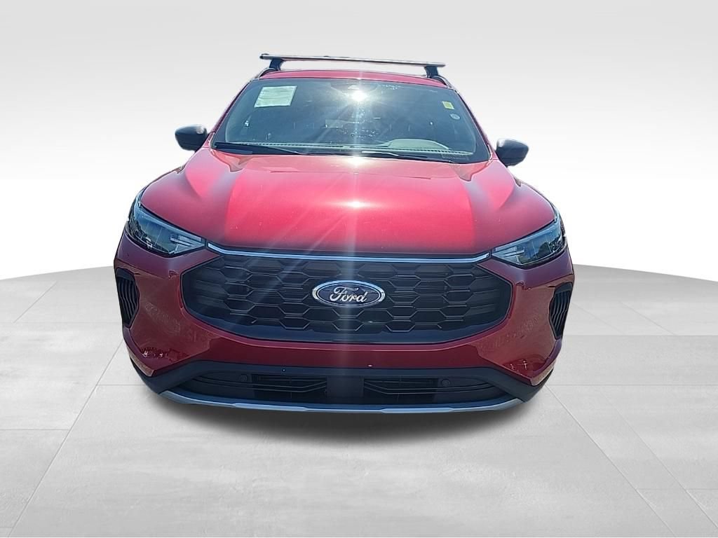 Used 2025 Ford Escape ST-Line w/ Tech Pack #1 FWD image 3