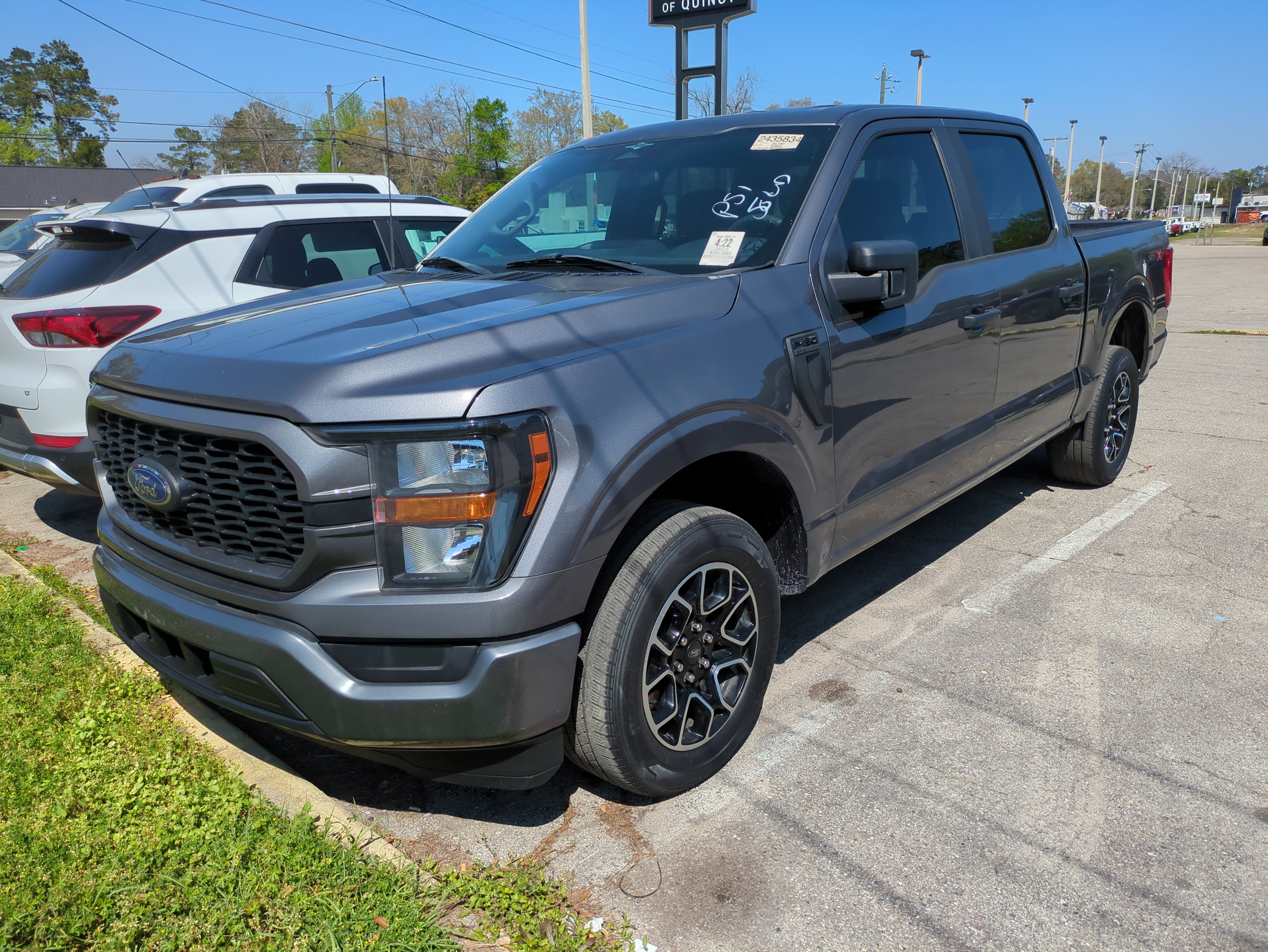 Used 2023 Ford F150 XL w/ STX Appearance Package RWD image 3