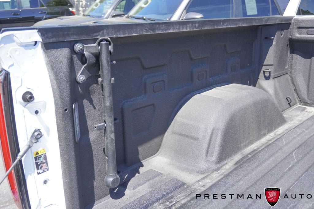 Used 2021 GMC Sierra 1500 AT4 w/ AT4 Value Package AWD/4WD image 12
