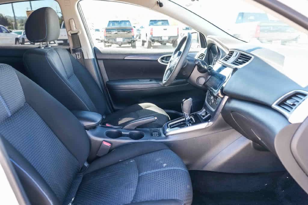 Used 2018 Nissan Sentra SR w/ SR Midnight Edition Package FWD image 16