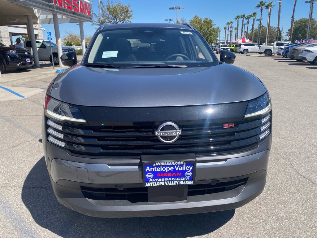 New 2027 Nissan Kicks SR w/ SR Premium Package FWD image 2