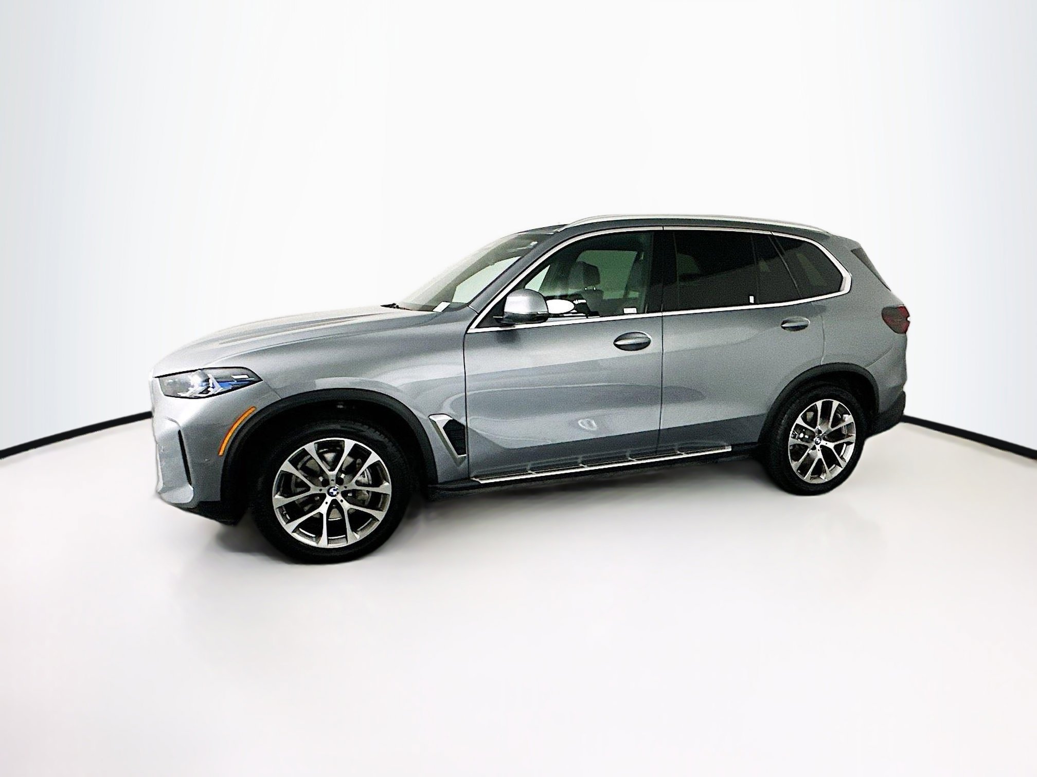 Used 2024 BMW X5 sDrive40i image 4
