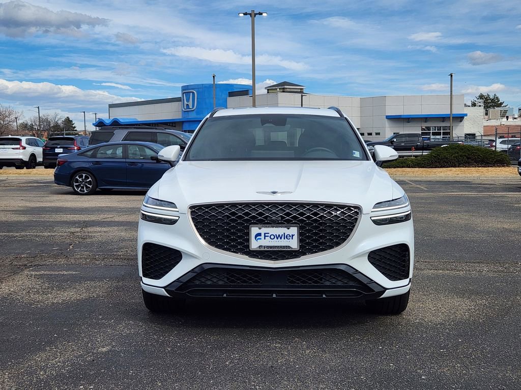 Used 2023 Genesis GV70 2.5T w/ Sport Prestige Package image 2