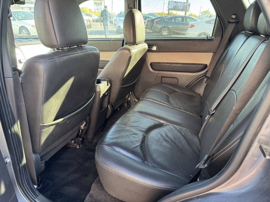 Used 2010 Mercury Mariner 4WD image 5