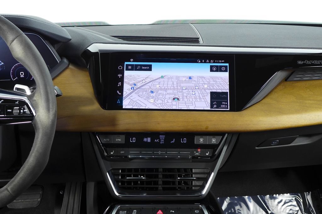 Used 2022 Audi e-tron GT Premium Plus AWD/4WD image 25
