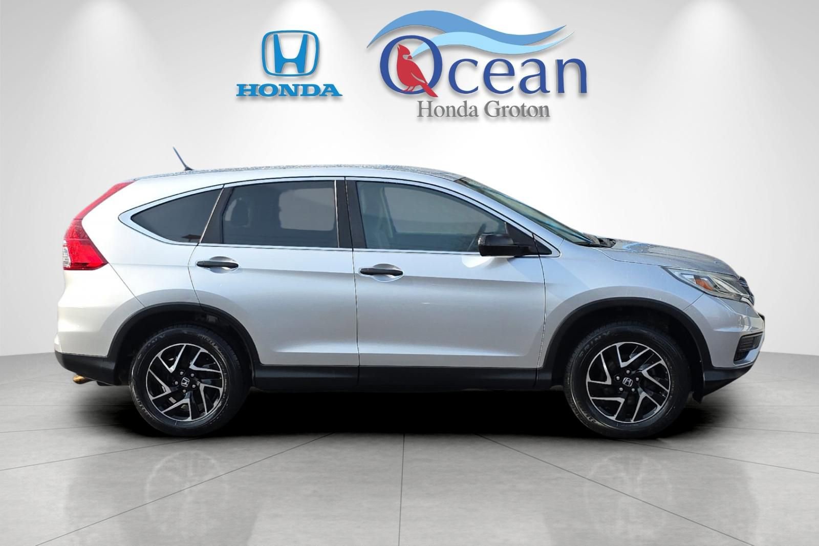 Used 2016 Honda CR-V SE image 2