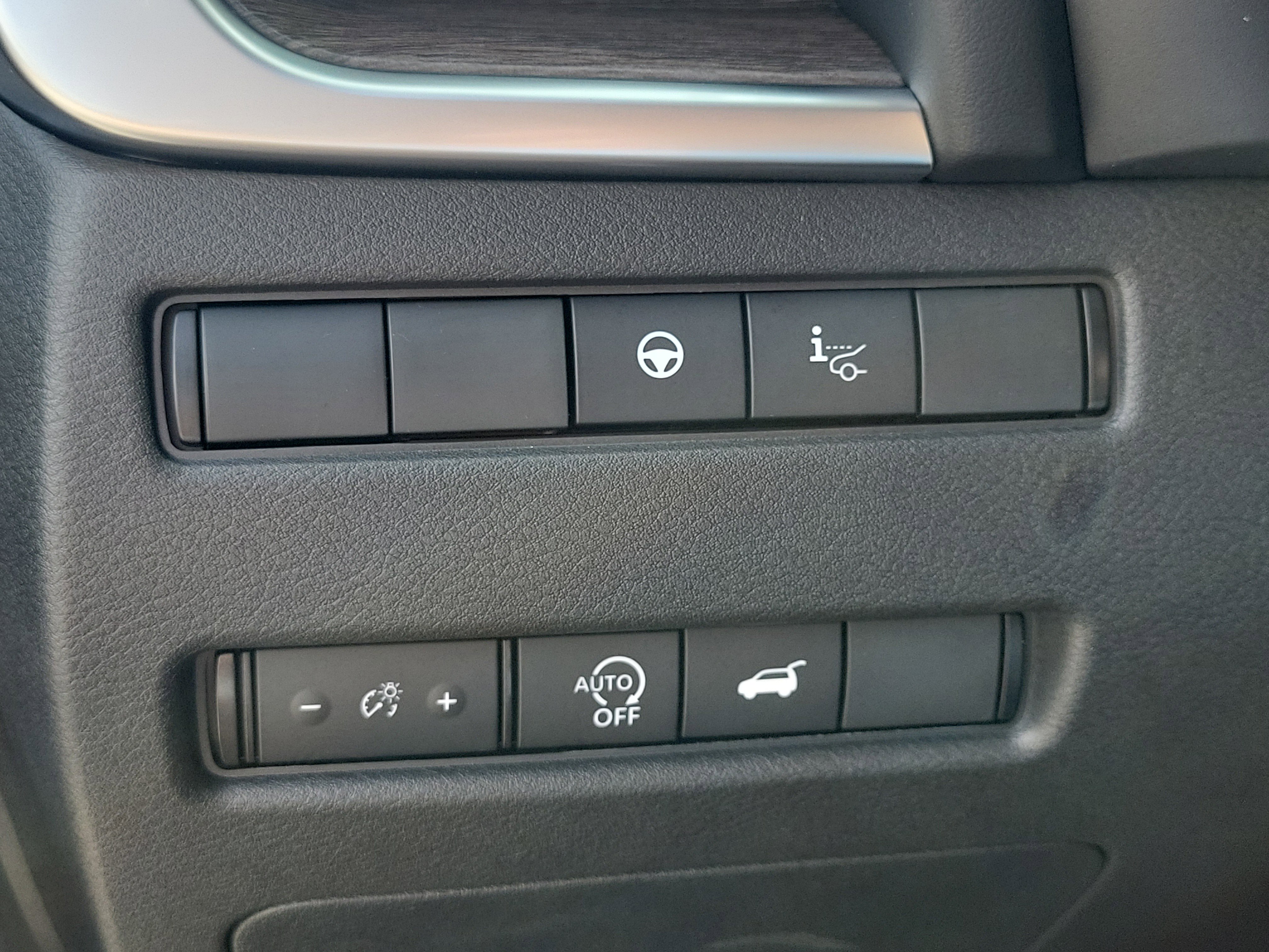 New 2026 Nissan Rogue Platinum image 17