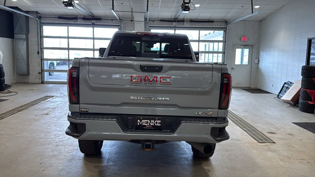 Used 2024 GMC Sierra 2500 AT4 w/ AT4 Premium Plus Package image 6