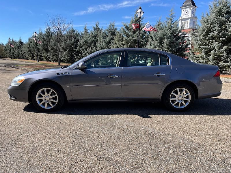 Used 2008 Buick Lucerne CXL w/ Ultra Confidence Package image 24