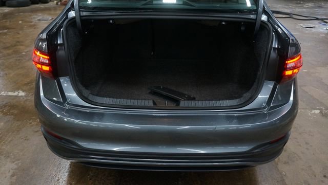 Certified 2023 Volkswagen Jetta SE image 44