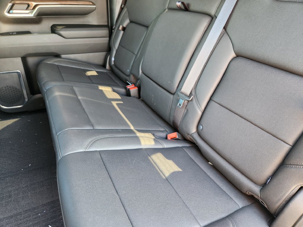 Used 2024 Chevrolet Silverado 1500 LT Trail Boss w/ Convenience Package II AWD/4WD image 29