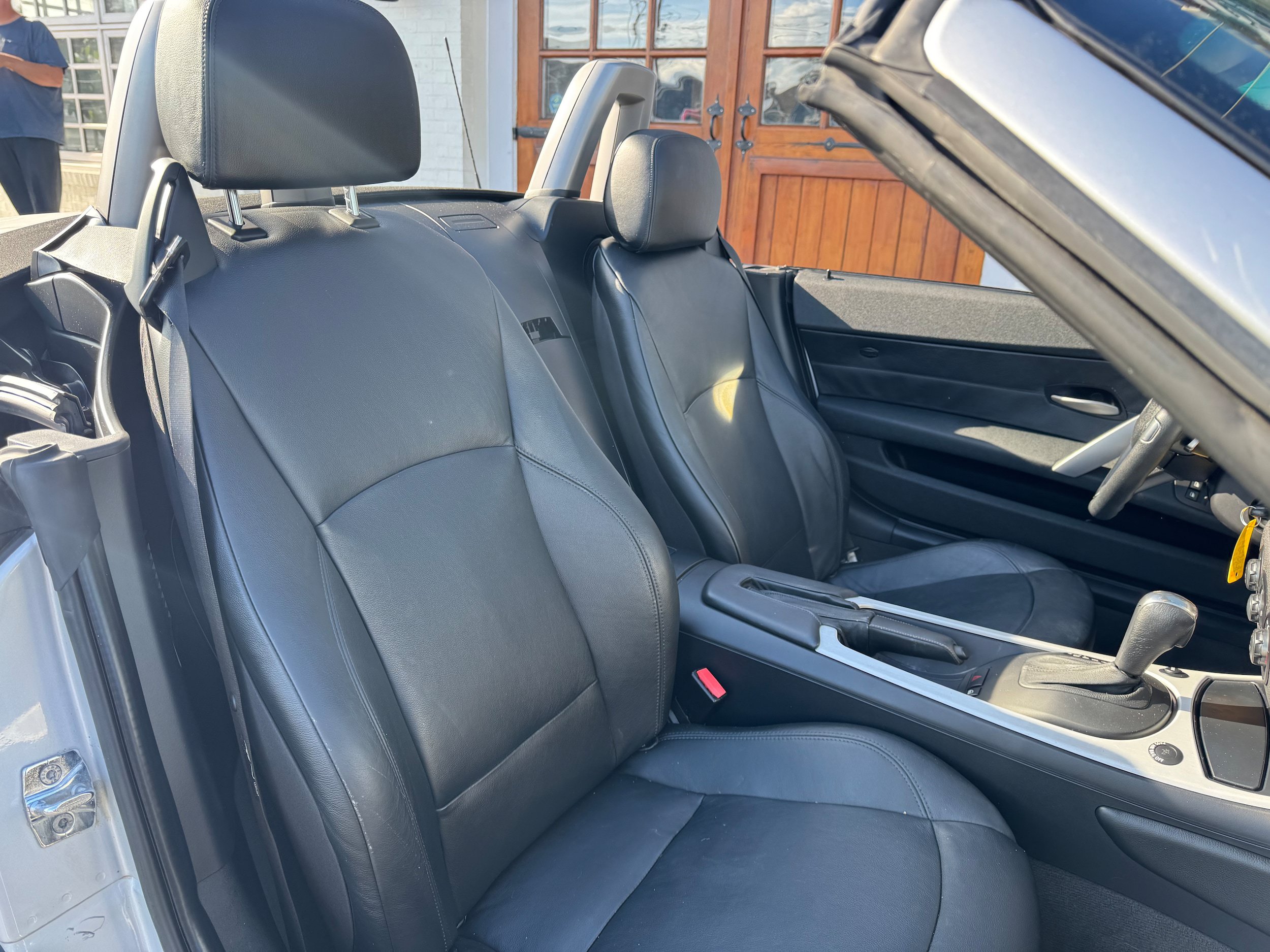 Used 2006 BMW Z4 3.0i RWD image 9