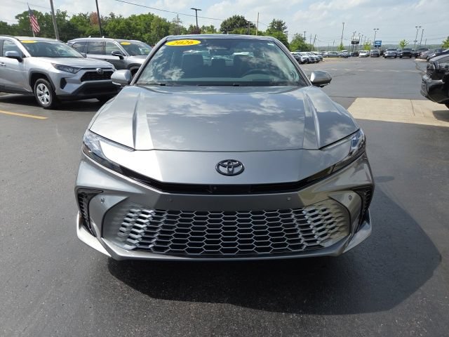 Used 2026 Toyota Camry XSE w/ Premium Plus Package FWD video 2